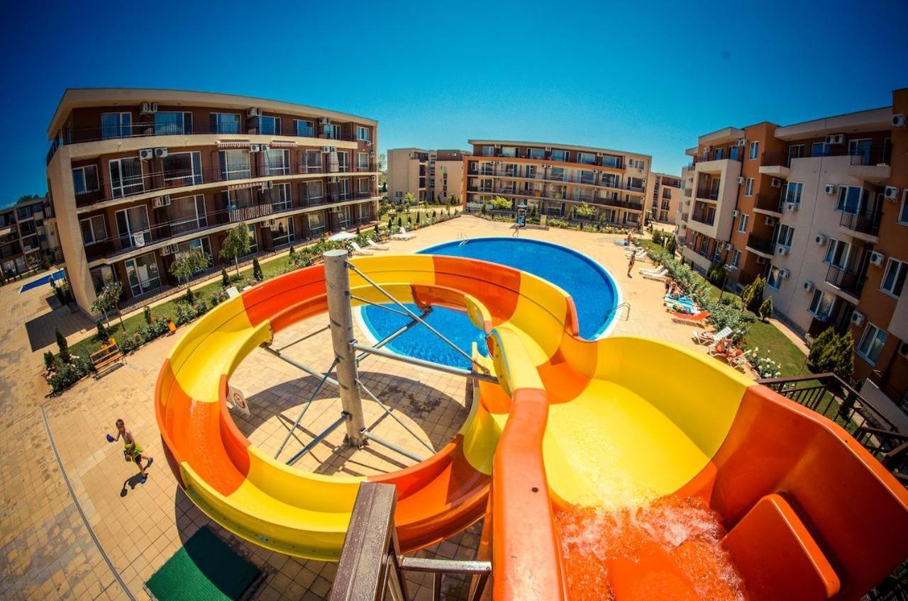 Holiday Fort Golf Club - Premium Apartments Sluneční pobřeží Exteriér fotografie