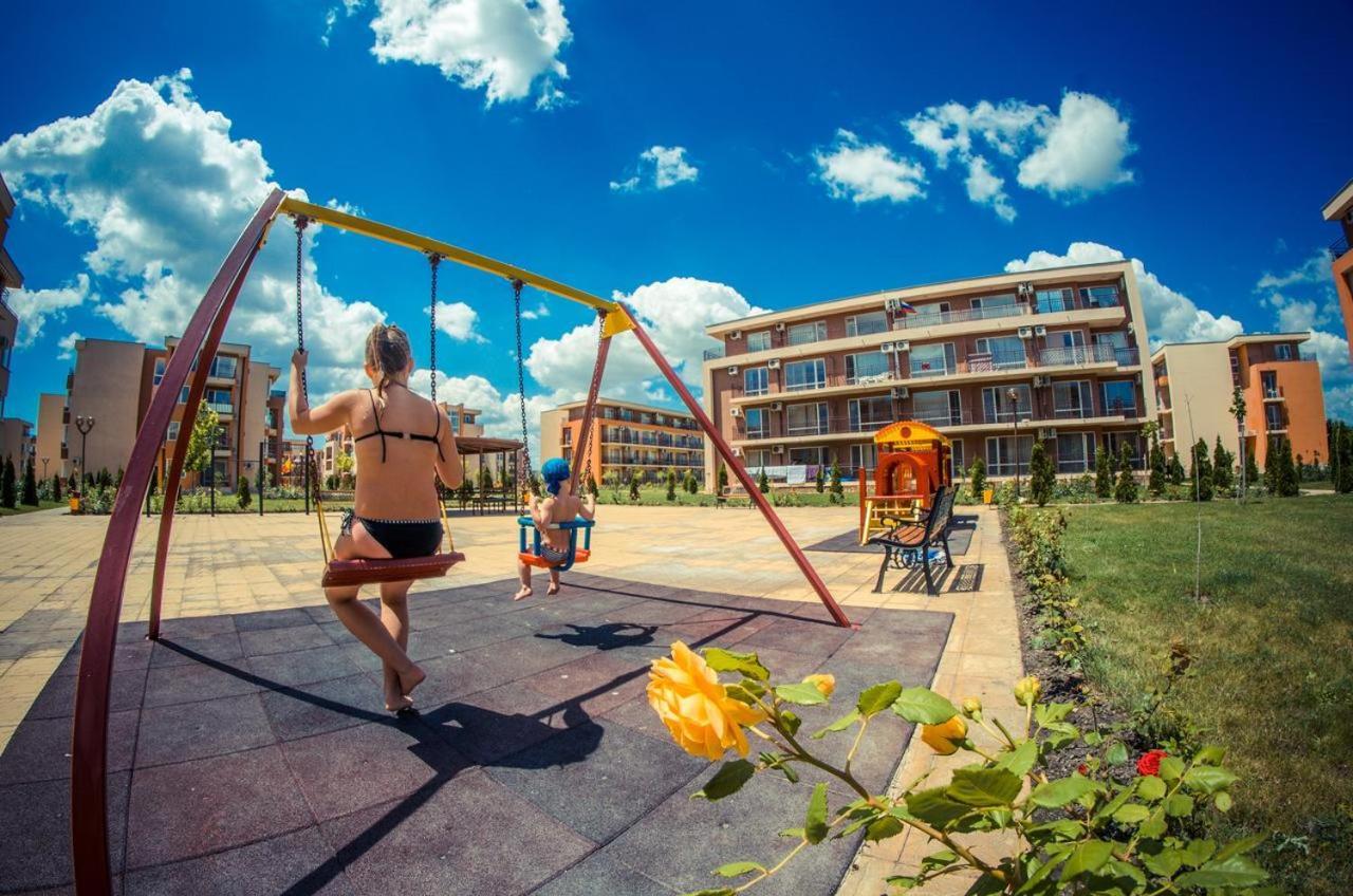 Holiday Fort Golf Club - Premium Apartments Sluneční pobřeží Exteriér fotografie