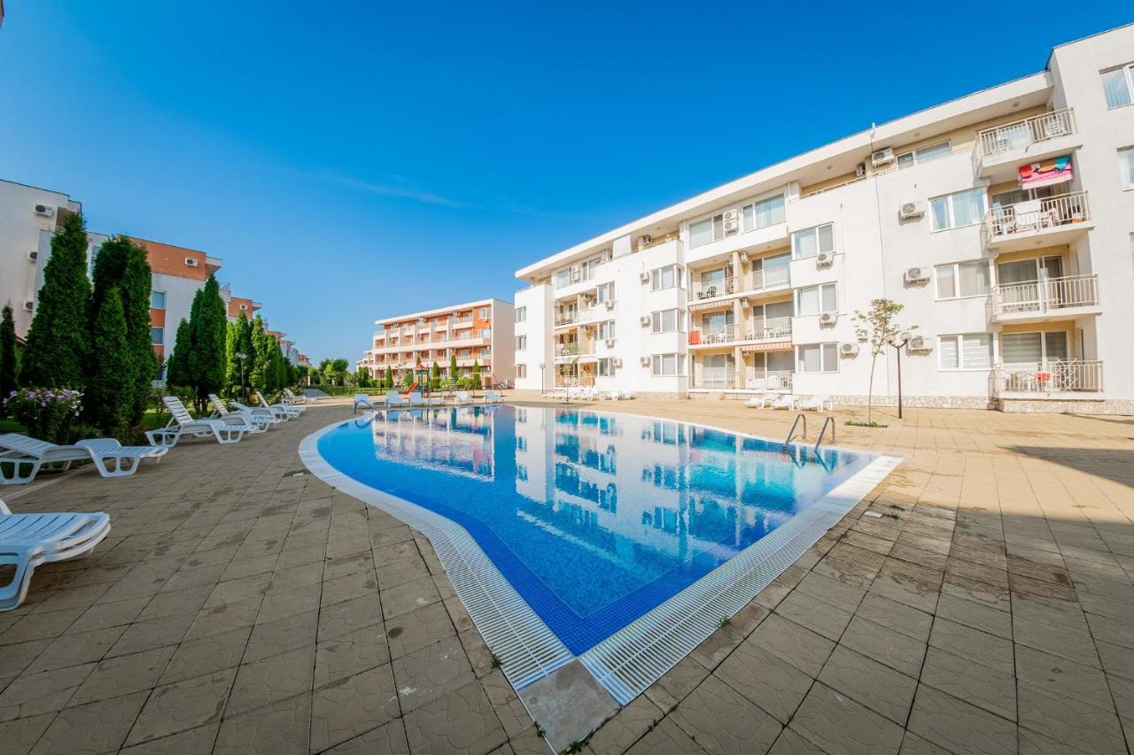 Holiday Fort Golf Club - Premium Apartments Sluneční pobřeží Exteriér fotografie
